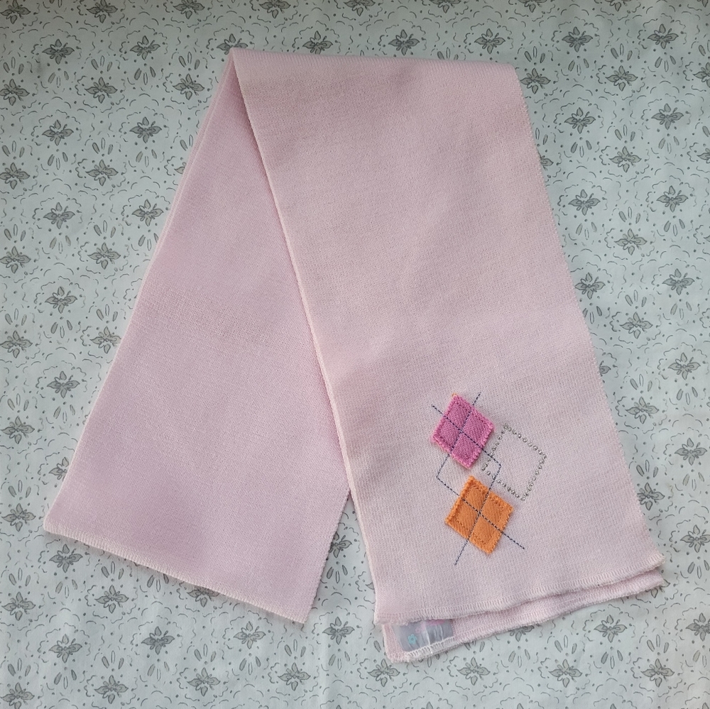 Y2K Era Plaid Embroidered Scarf 🤍